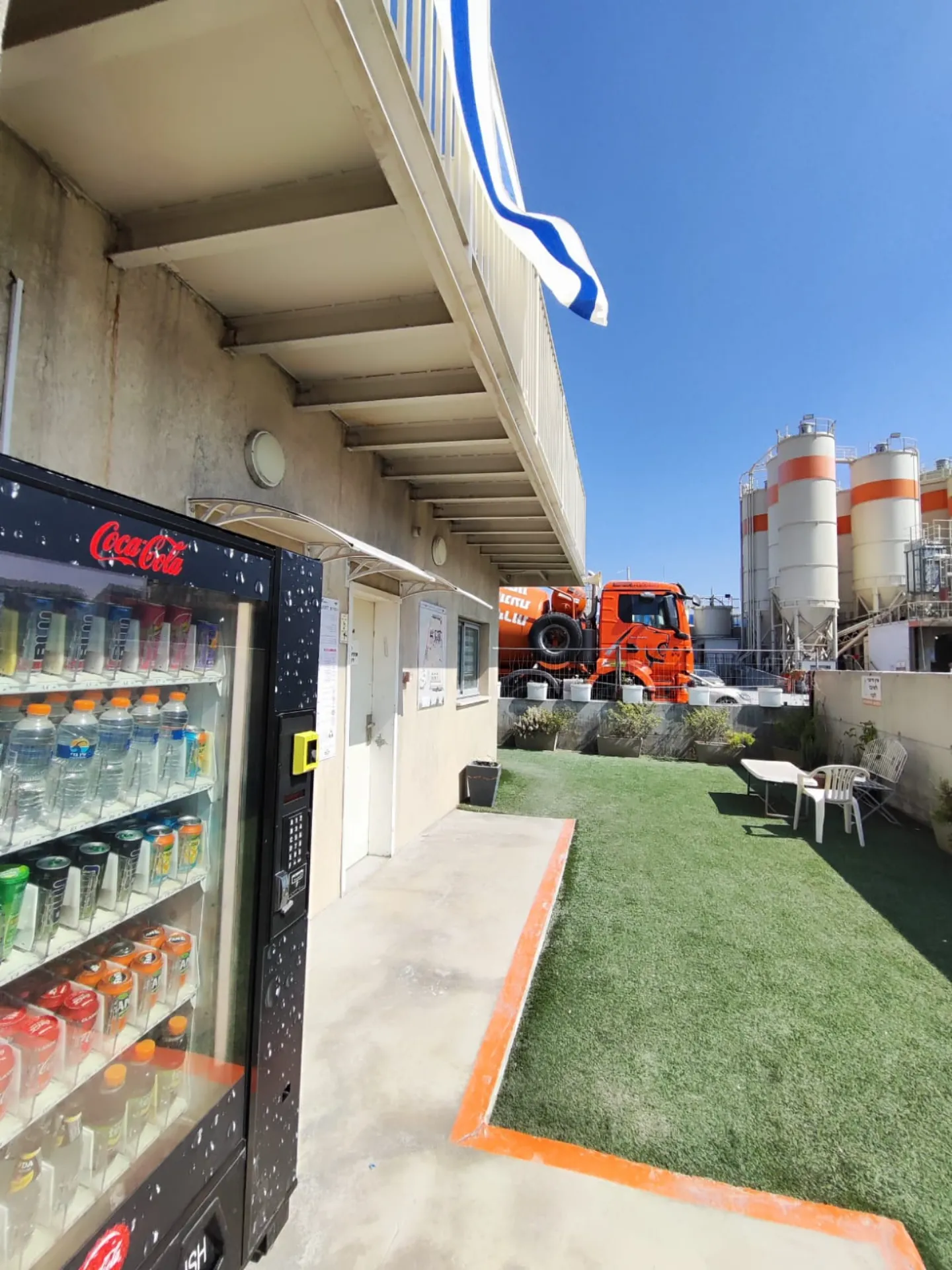 מכונת שתייה אוטומטית - איכותי, מאובטח, מקצועי מבית פינוקי